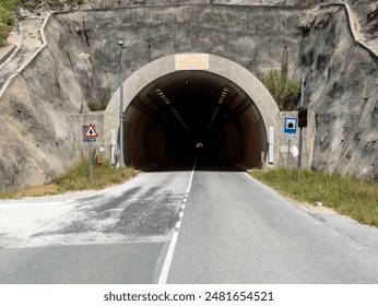 被学长们拉进宿舍H